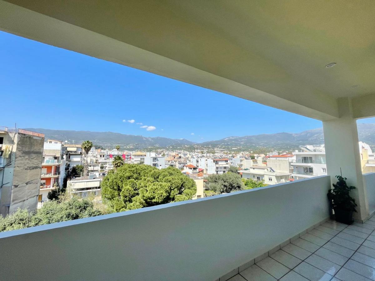 Kapa Central Apartment Каламата Екстер'єр фото