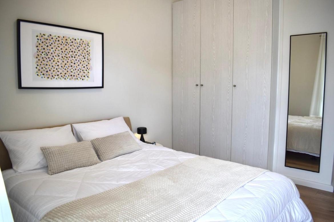 Kapa Central Apartment Каламата Екстер'єр фото